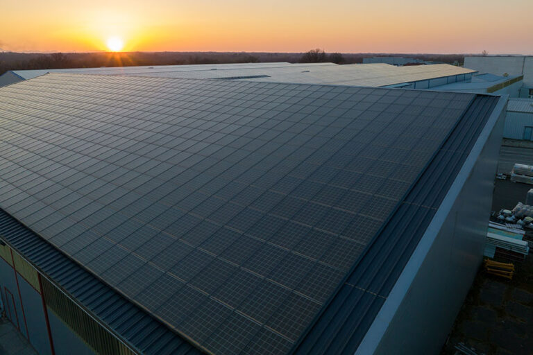 Instalación de Paneles Fotovoltaicos para Empresas y Particulares en Sant Jordi (San Jorge)_3