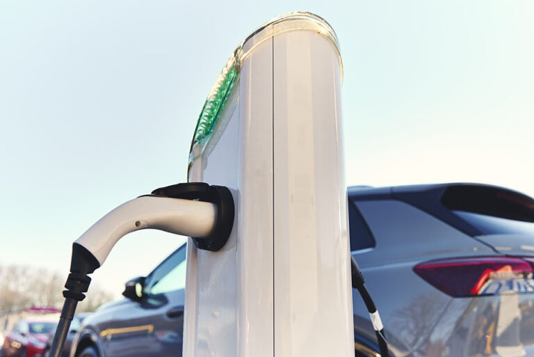 Instalación de Puntos de Recarga para Vehículos Eléctricos en Les Coves de Vinromà (Cuevas de Vinromá)
