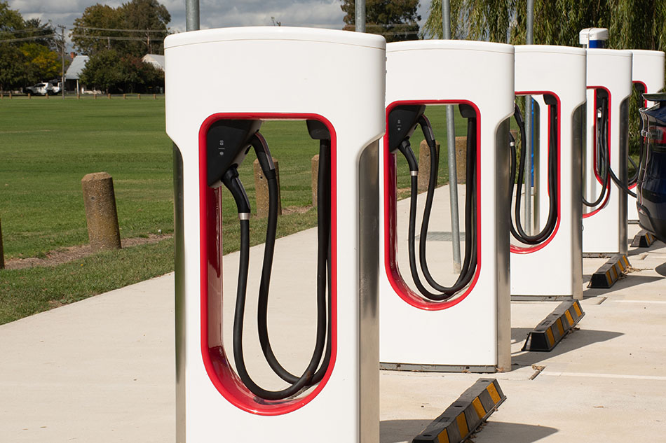 Instalación de Puntos de Recarga para Vehículos Eléctricos en La Sénia(Cenia)