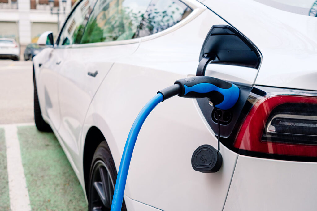 prats energia ofrece instalacion de puntos de recarga para vehiculos electricos en benicarlo